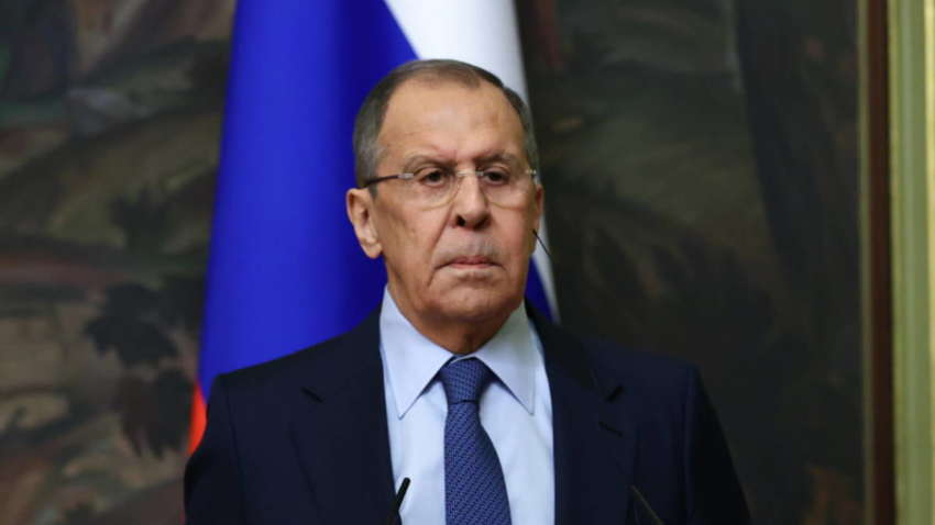 В МИД РФ заявиили, что Россия не должна "спускать с крючка" Зеленского В МИД РФ заявиили, что Россия не должна "спускать с крючка" Зеленского