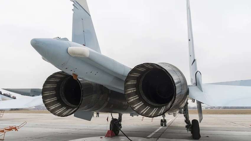 У Криму військові випадково запустили ракету з 100 кг вибухівки на аеродромі в Саках