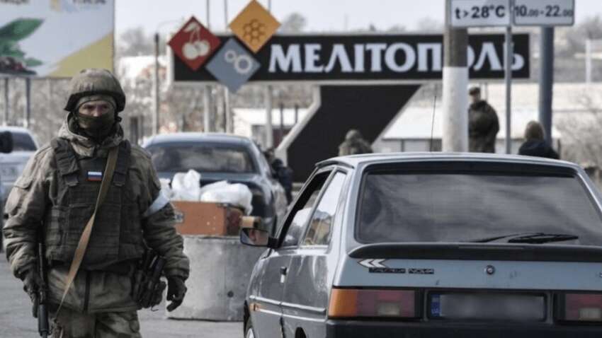 Повернулися назад у 1992 рік: у ЦНС розповіли, як людям доводиться виживати в окупації Повернулися назад у 1992 рік: у ЦНС розповіли, як людям доводиться виживати в окупації