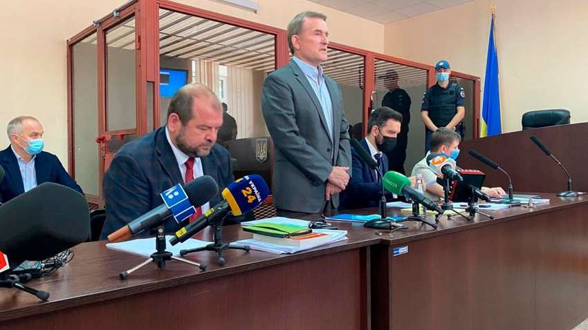 Переслідування владою опозиції відбулося через вихід ОПЗЖ на перше місце в соцдослідженнях - Медведчук