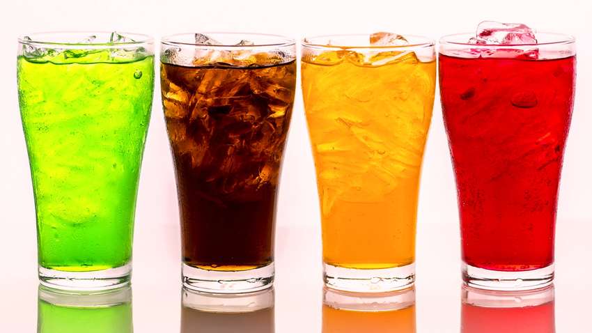 Какую опасность несут просроченные газированные напитки — эксперт Какую опасность несут просроченные газированные напитки — эксперт