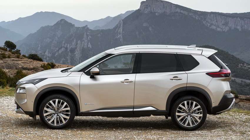 Новые автомобили для полицейских: какие авто заказали в Нацполиции