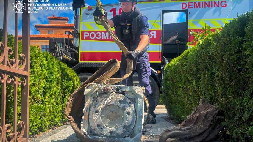 У Києві знайшли смертоносну знахідку: що було біля одного з будинків