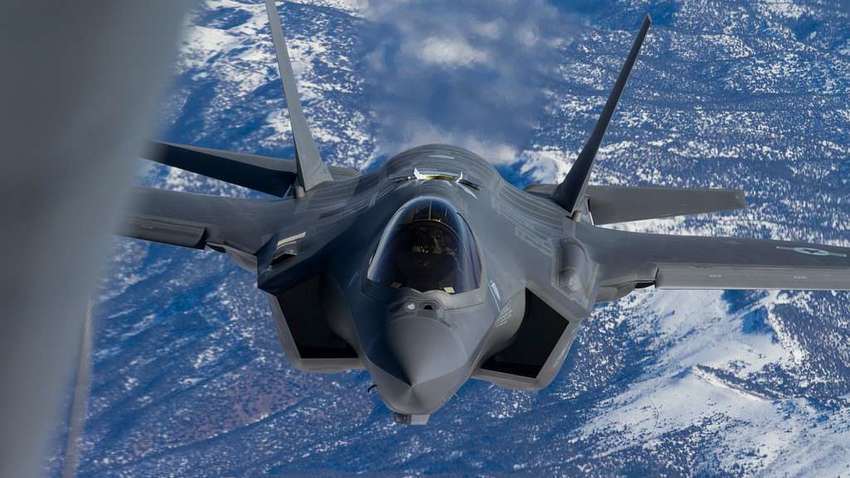 У ВПС США серйозна проблема з винищувачами: ЗМІ дізналися деталі У ВПС США серйозна проблема з винищувачами: ЗМІ дізналися деталі