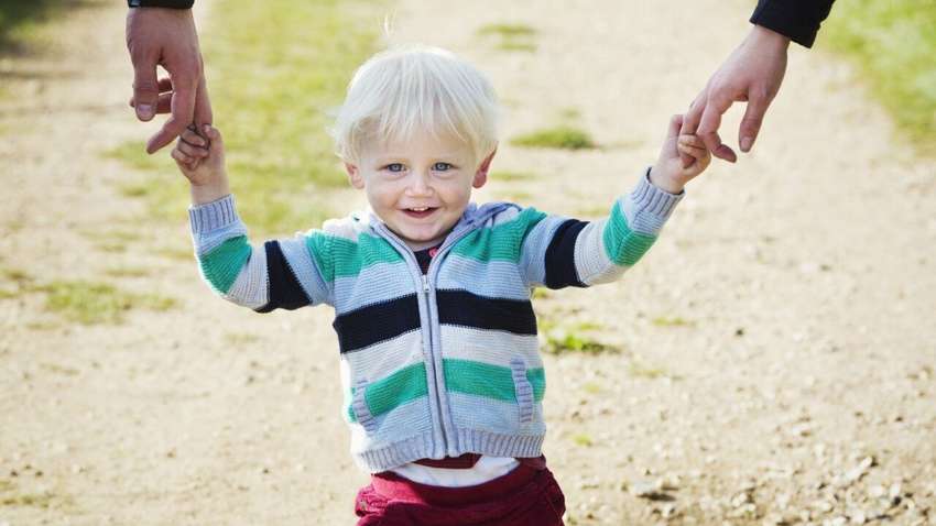 Усиновлення українських сиріт іноземцями: Кабмін врегулює дотримання прав дітей Усиновлення українських сиріт іноземцями: Кабмін врегулює дотримання прав дітей