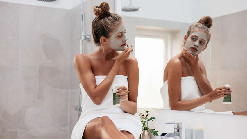 Три привычки, которые сильно старят вашу кожу