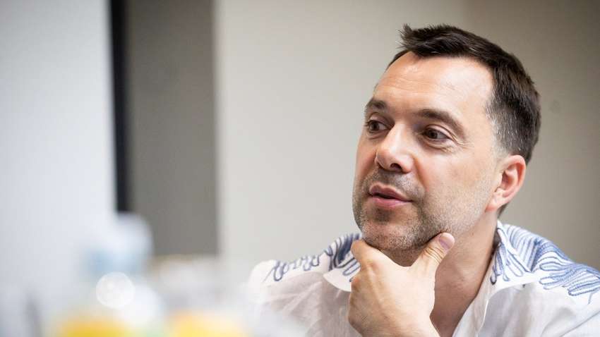 «Виправдовував тероризм». У Росії заочно заарештували Арестовича  «Виправдовував тероризм». У Росії заочно заарештували Арестовича