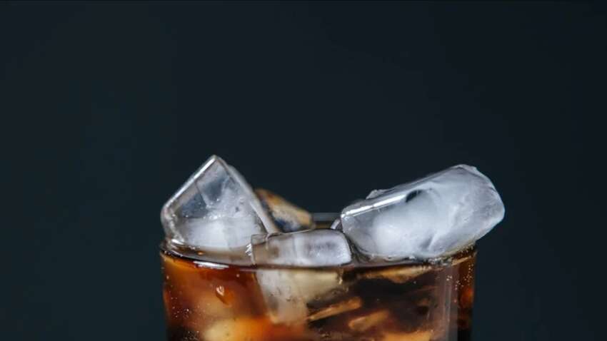 Сладкий яд: что происходит с вашей печенью после сладкой воды