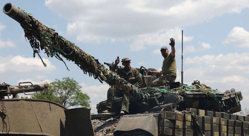 Членство в НАТО в обмен на территории и корейский сценарий для Украины: о чем говорят разговоры