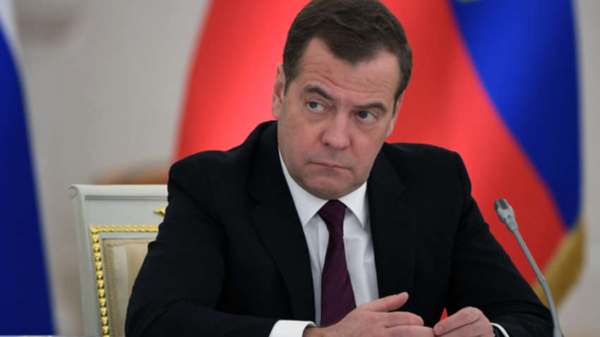 Уряд Росії пішов у відставку