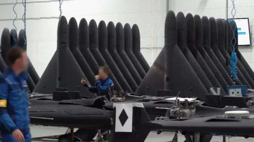 РФ «импортирует» 12 тысяч работников из КНДР: украинская разведка назвала их задачу и размер зарплаты 