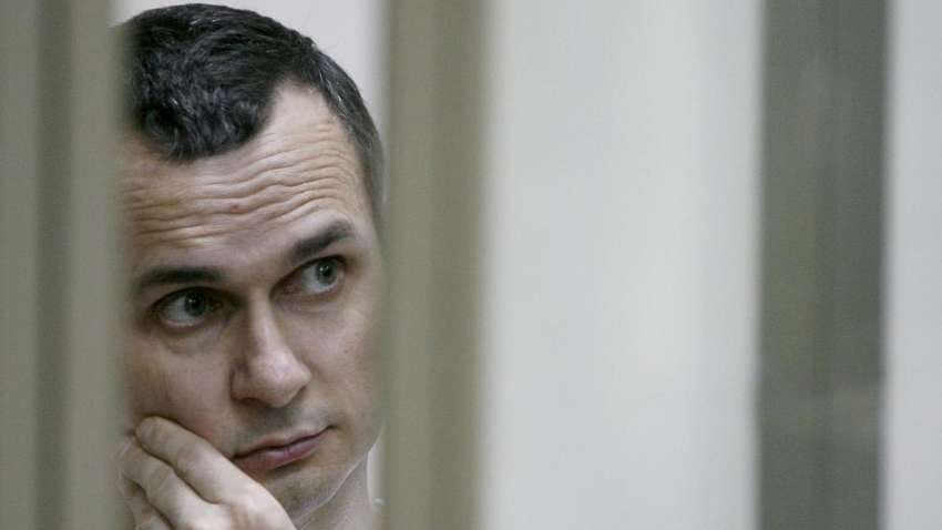 Местонахождение Сенцова неизвестно, - общественные наблюдатели