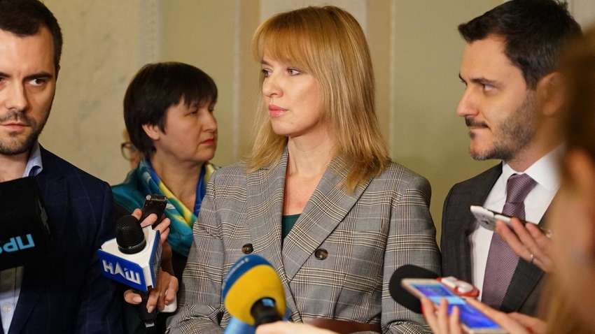 "Слуги народу" звернулися до СБУ через злиту "прослушку Гончарука"