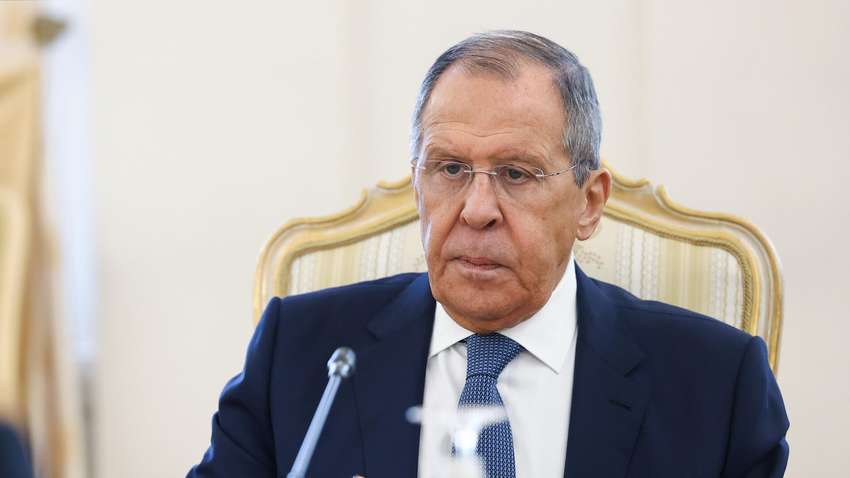 Лавров розповів про перший крок для початку мирних переговорів Лавров розповів про перший крок для початку мирних переговорів