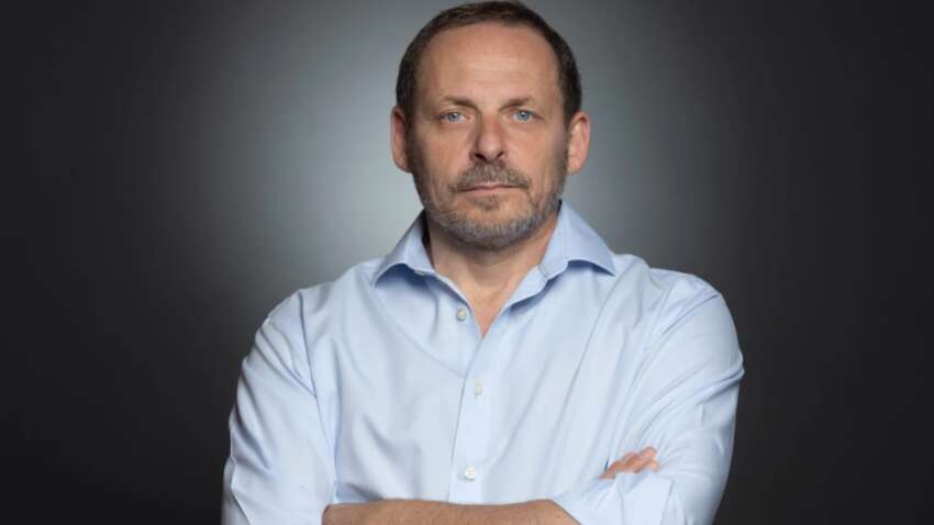 Мільярдер із “Яндекса” розірвав зв’язки з Росією: Аркадій Волож офіційно відмовився від громадянства Мільярдер із “Яндекса” розірвав зв’язки з Росією: Аркадій Волож офіційно відмовився від громадянства
