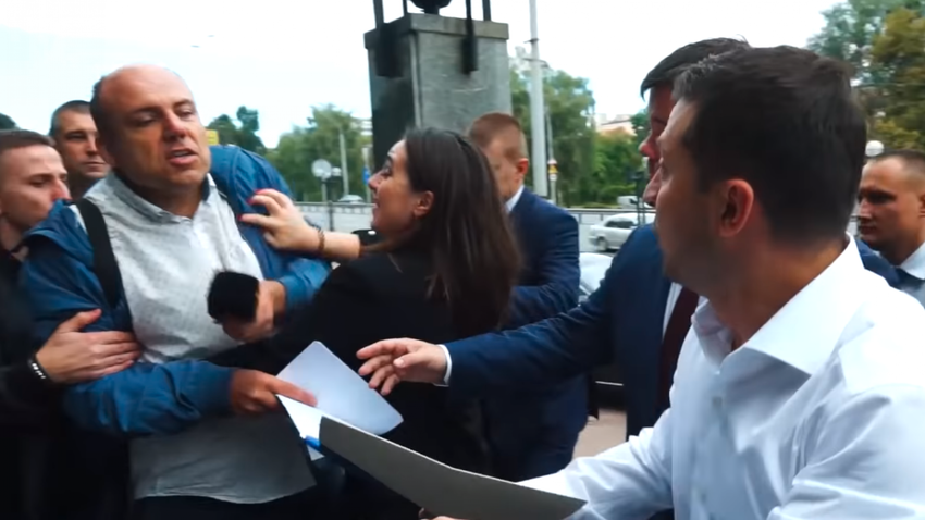 На прес-секретаря Зеленського написали заяву в поліцію