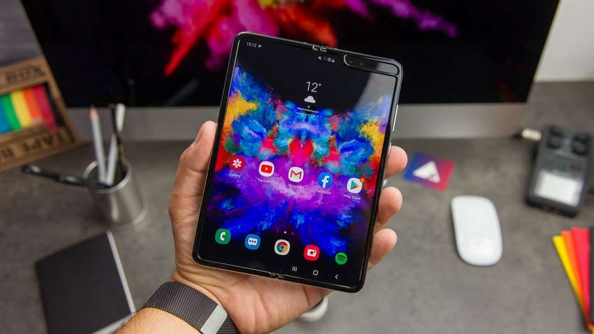 Компания Samsung выпустит бюджетную версию своего флагмана