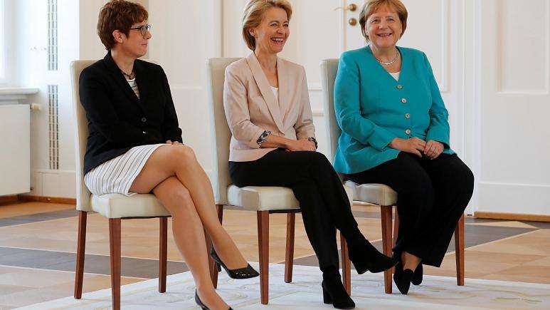 Министром обороны Германии вновь стала женщина