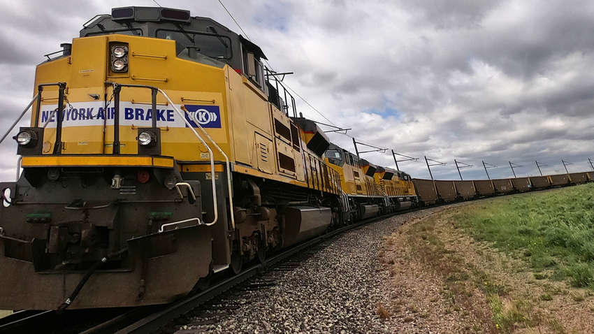 Американцы провели успешные испытания беспилотного грузового поезда