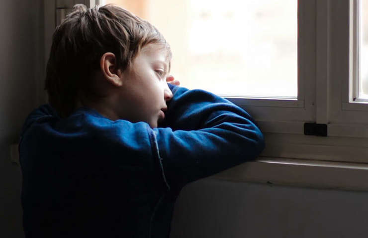 Кіберполіція викрила чоловіка, який знімав порноролики за участю своїх дітей 