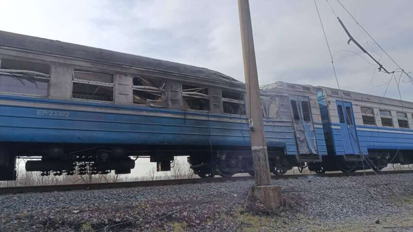 Россияне атаковали пассажирский поезд: есть погибшие 