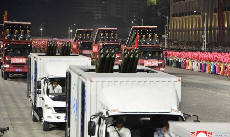 В Курской области заметили РСЗО, замаскированные под гражданские грузовики (ВИДЕО) В Курской области заметили РСЗО, замаскированные под гражданские грузовики (ВИДЕО)