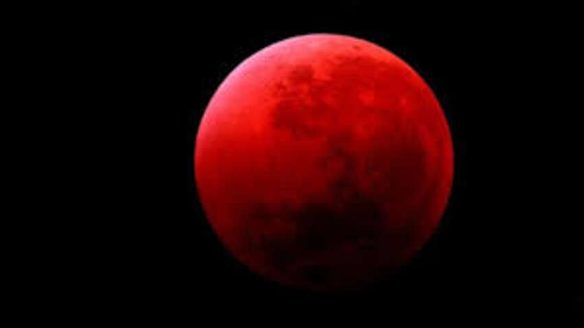 Небо покраснеет: "Кровавая Луна" накроет Землю в начале марта Небо покраснеет: "Кровавая Луна" накроет Землю в начале марта