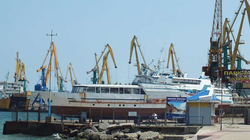 Україна зажадає від Росії компенсацію за кримські порти