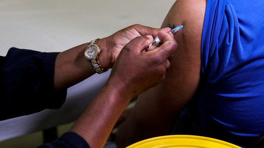 Південноафриканське дослідження: ризик госпіталізації від Omicron менший, ніж від Delta Південноафриканське дослідження: ризик госпіталізації від Omicron менший, ніж від Delta