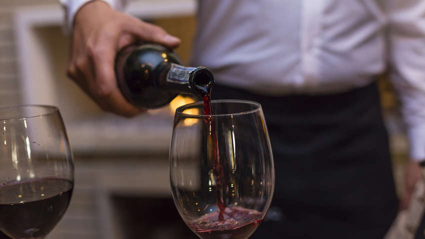 Стало известно, где в Украине продают самый дешевый алкоголь