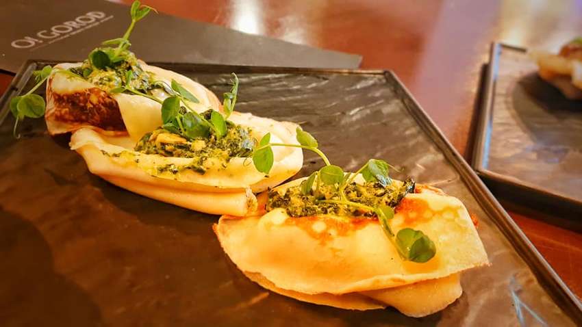 Топ  незвичайних начинок для млинців з українських ресторанів