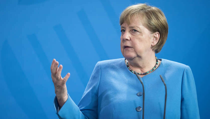 Меркель висловилася про шляхи припинення війни в Україні та підіграла Росії