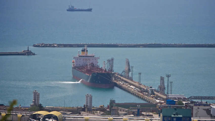 План Кремля проваливается: крупнейший российский порт остановил экспорт топлива План Кремля проваливается: крупнейший российский порт остановил экспорт топлива