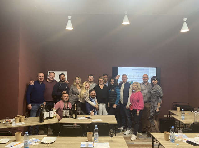 У Клубі експертів відбувся перший захід із популяризації українських вин