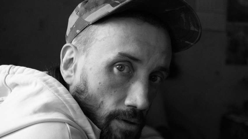 Получил ранение в голову на войне: скончался известный украинский режиссер