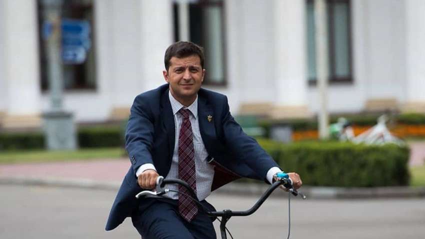 Кортеж Зеленского устраивает огромные пробки в Киеве: жители столицы пишут гневные отзывы в Сети, - ФОТО, ВИДЕО