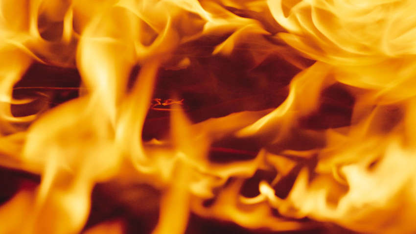 Мощный взрыв в жилом доме Москвы: люди выпрыгивают из окон (фото, видео)