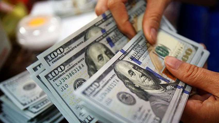 Трамп обвалив курс долара: що відбувається з валютами наприкінці 2020 року