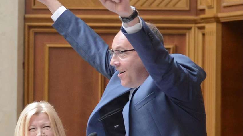 Парубий подписал Избирательный кодекс, принятый с 18 раза