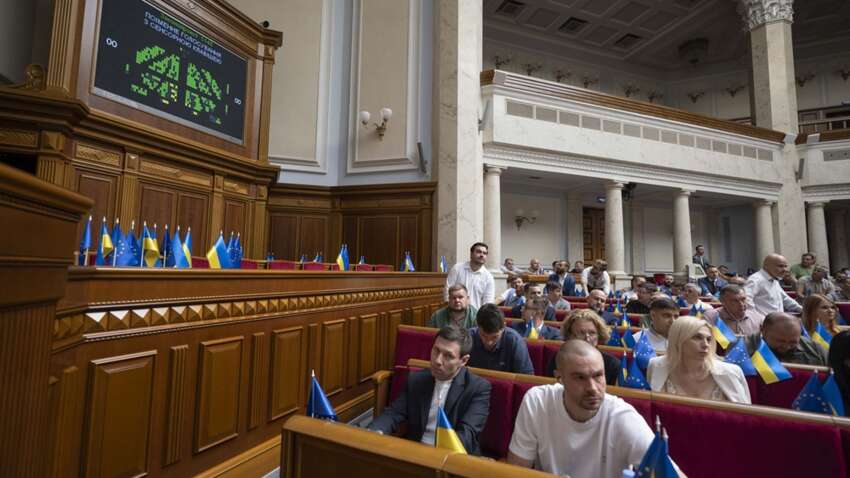 Цей провал Ради стане тотальною зрадою українців під час війни: експерт ошелешив заявою Цей провал Ради стане тотальною зрадою українців під час війни: експерт ошелешив заявою