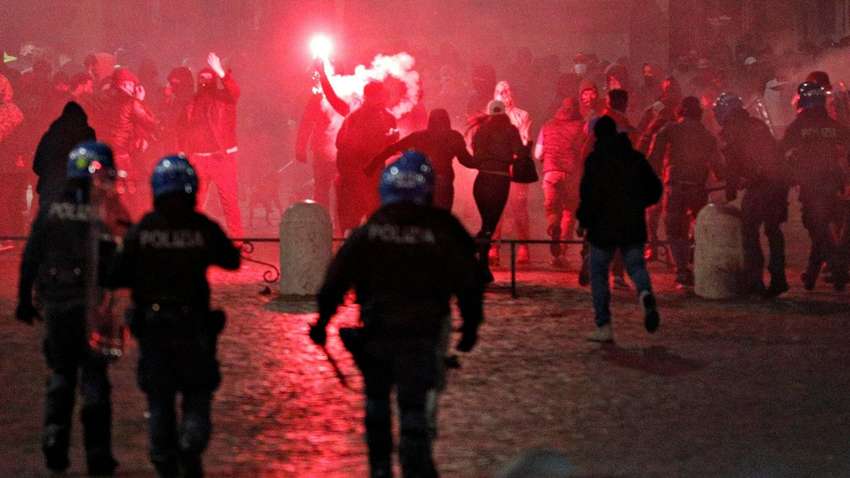 В Італії не вщухають масштабні протести через карантин В Італії не вщухають масштабні протести через карантин