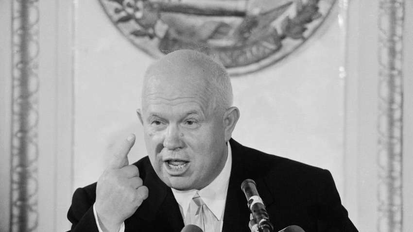 Син колишнього Генсека Микити Хрущова покінчив з собою Син колишнього Генсека Микити Хрущова покінчив з собою