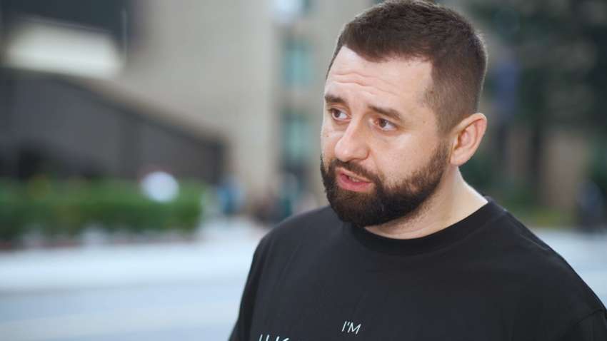 Чи можна було закінчити війну у 2022 році: відповідь очільника фракції "СН" 