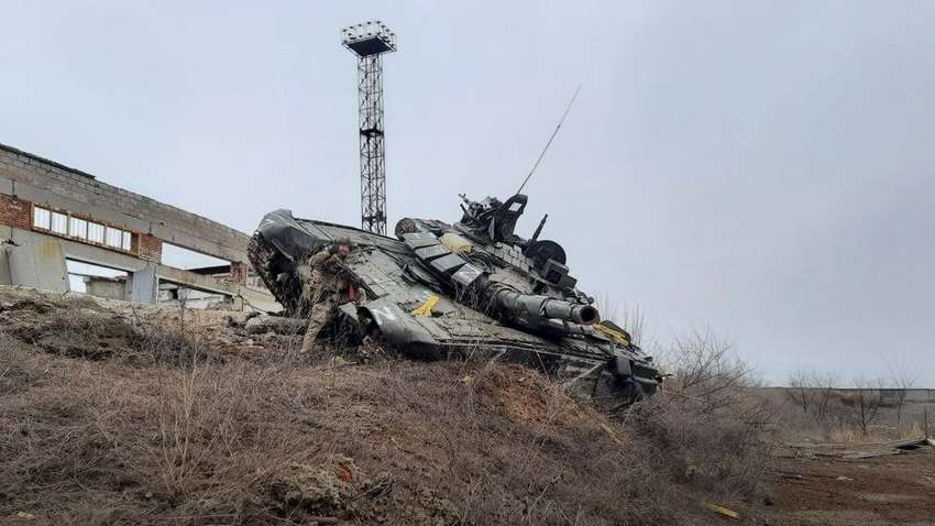 Более 800 танков и почти 180 самолетов: свежие данные потерь России