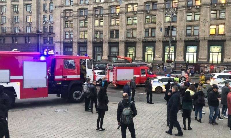 "Повторення Зайцевої" - на Майдані Незалежності в Києві Land Rover на всій швидкості в'їхав у натовп людей