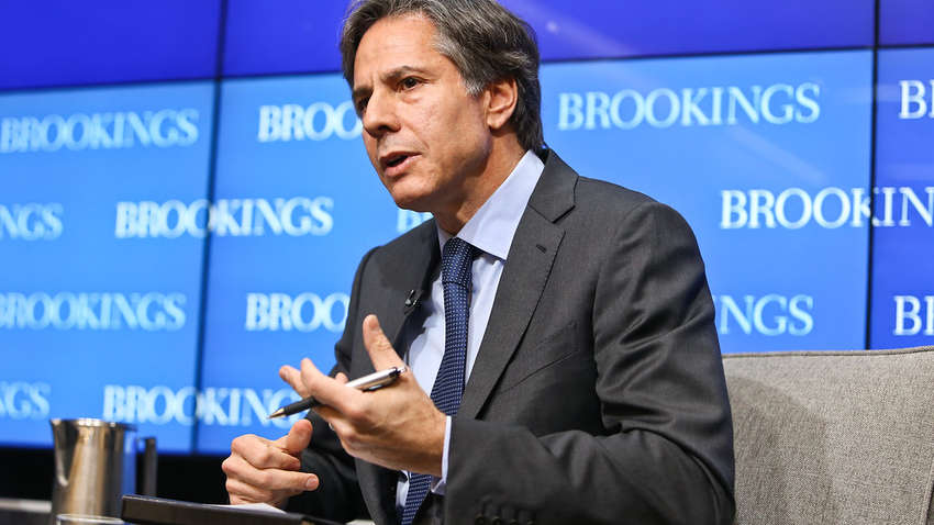 Блинкен срочно прервал поездку в Юго-Восточную Азию Блинкен срочно прервал поездку в Юго-Восточную Азию