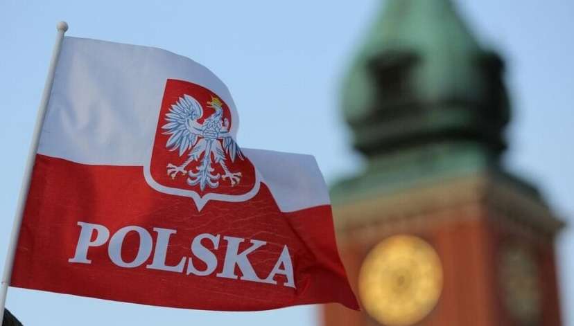 У Польщі обурились на українців, які відпочивають в елітних готелях та їздять на дорогих авто У Польщі обурились на українців, які відпочивають в елітних готелях та їздять на дорогих авто