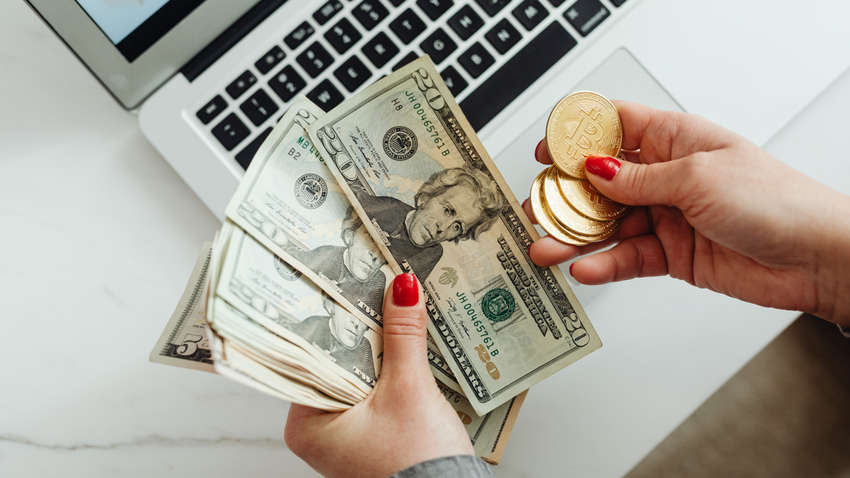 Трудовые мигранты привозят в Украину треть госбюджета