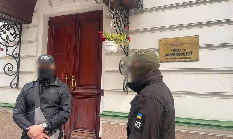 В столичном монастыре УПЦ (МП) прошли обыски: что обнаружила СБУ