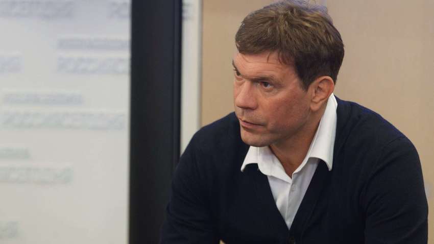 Колишній нардеп-зрадник запропонував "шандарахнути" ядеркою по дітях та жінках в Україні Колишній нардеп-зрадник запропонував "шандарахнути" ядеркою по дітях та жінках в Україні